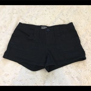 BeBop black shorts